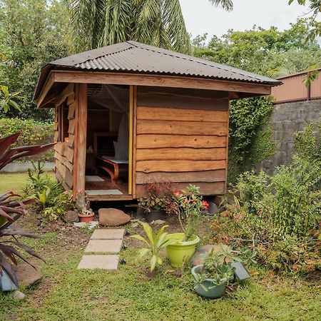 Tema'E Beach House Temae 外观 照片