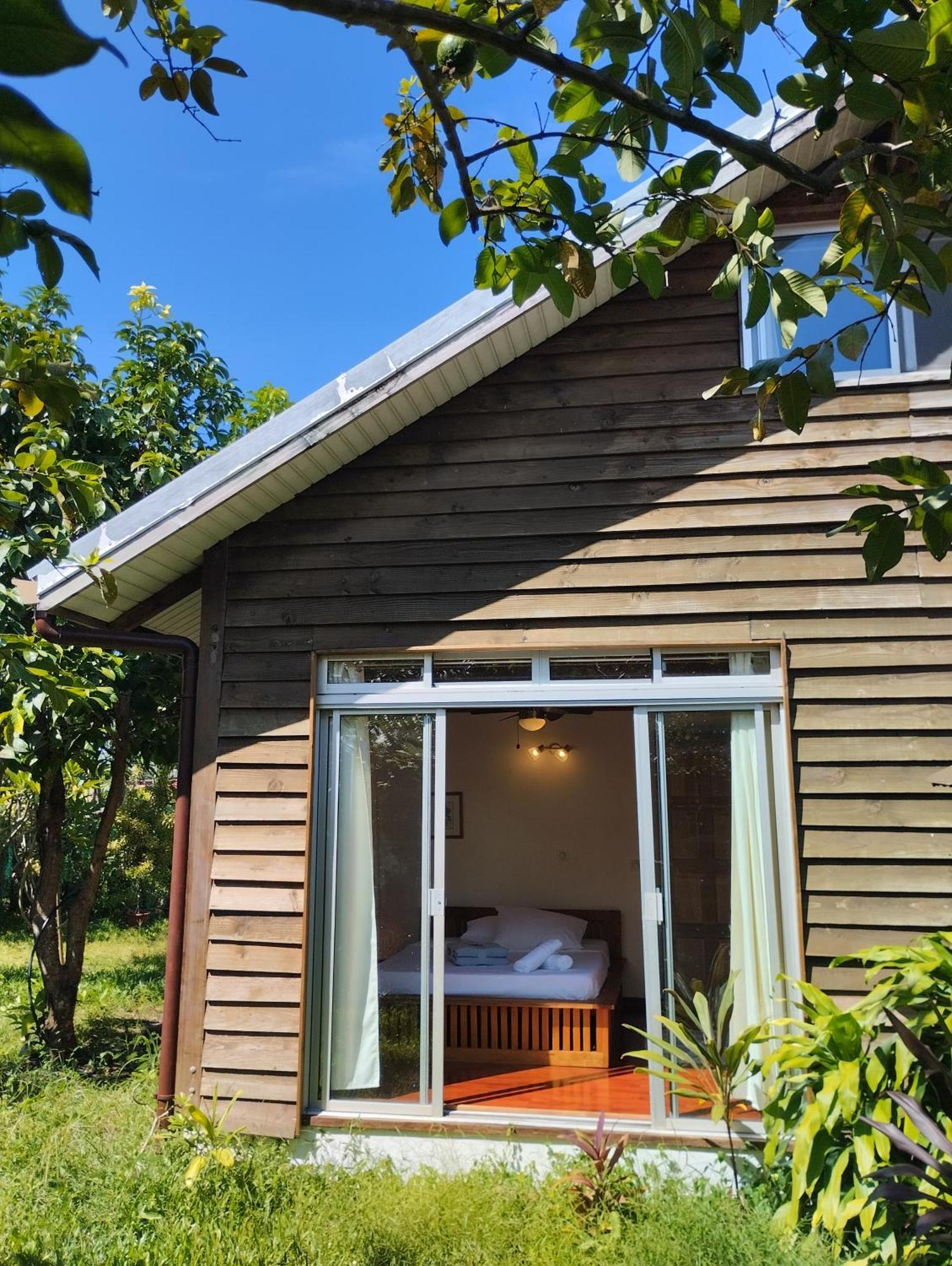 Tema'E Beach House Temae 外观 照片